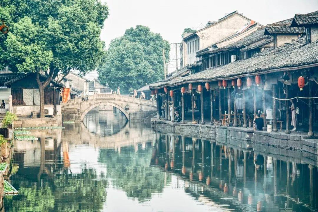 雷竞技与亚博